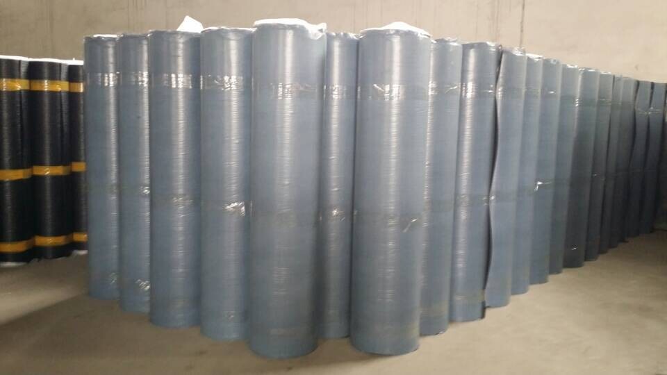 國標彈性體HDPE膜高分子自粘防水卷材 細節(jié)展示與應(yīng)用解析